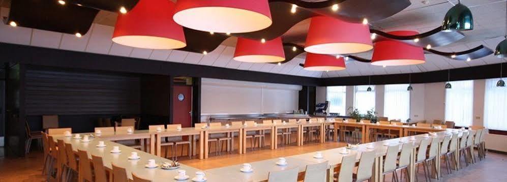 Hostel Oer'T Hout Grou Zewnętrze zdjęcie